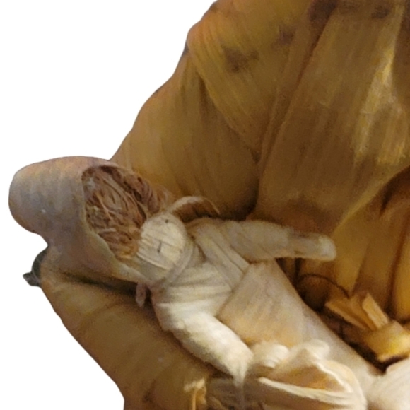 CORN HUSK Vintage handmade corn husk group family 5. hand crafted - Picture 9 of 15